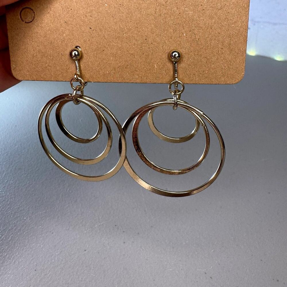 Gold Tone Triple Hoop Dangle Clip On Earrings Vintage Style Statement Jewelry